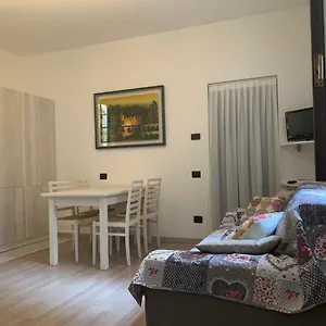 Tomba Di Giulietta Verona